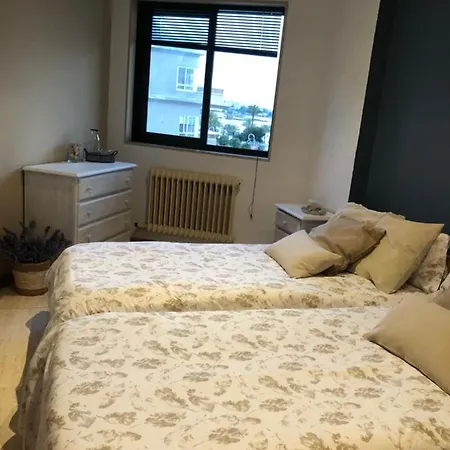 Apartamento En 1º Linea De La Playa De Samil * Βίγκο